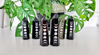Tour sculptée en obsidienne noire et agate, pierre précieuse Feng Shui, phases lunaires, cristal de guérison, éclat doré, ambiance sorcière, païenne, pleine lune, nouvelle lune