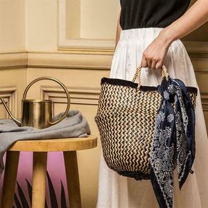 Eco-Friendly Colorful Handwoven Seagrass <b>Basket</b> <b>Belly</b> Pot Handle Foldable Laundry <b>Basket</b> Toys Storage Planter Woven Features - Product Image 3