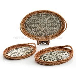 Vietnam Vente en gros Plateau de service ovale en rotin décoratif fait à la main Plateau rond en nacre avec poignées Plateau à dessert Panier à fruits - Product Image 5