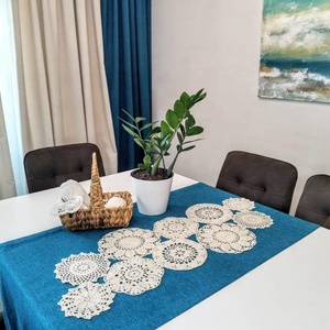 Cotton Crochet Doily Table Runner Vintage Style White Circular Pattern Home Decor - Product Image 2