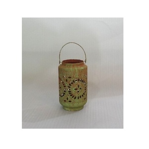 Farol Colgante Clásico Marroquí de Metal de Primera Calidad con Acabado Antiguo, Perforado, de Alta Calidad, y Faroles Decorativos para Jardín. - Product Image 1