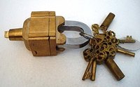 Artisanat en laiton indien maison 6 clés carré tour Puzzle cadenas Antique 3x2 serrure de porte intelligente