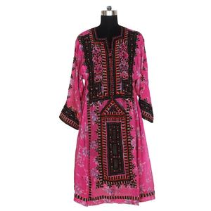 Robe Vintage en Soie Tribale Brodée Robe BDR067 Vintage Bohème Du Fournisseur Indien Vintage Broderie Fait Main Banjara - Product Image 1