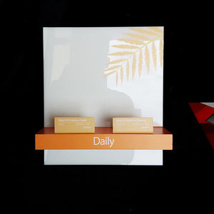 Bandeja de exhibición de cosméticos, diseño colorido, para cara, labios, ojos y uñas - Product Image 1