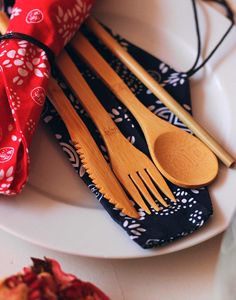 Juego de cubiertos de bambú/Juego de cubiertos de viaje de bambú Hecho en Vietnam por Eco2go Vietnam - Product Image 2