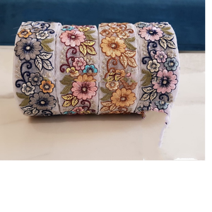 ที่กำหนดเองทำปักริบบิ้นดอกไม้ที่มีหลายสีการออกแบบเย็บปักถักร้อยดอกไม้เหมาะสำหรับนักออกแบบเสื้อผ้า - Product Image 1