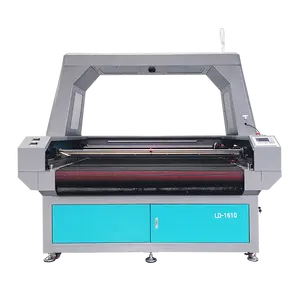 Auto Feeding Double Kepala Asynchronous Besar Visi Kamera CCD 1610/1810 CO2 Laser Cutter untuk Digital Roll Kain Tekstil