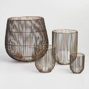 Soporte de portavelas de temporada de latón pulido brillante hecho a mano para 1 vela de Navidad de tamaño personalizado a un precio económico - Product Image 5