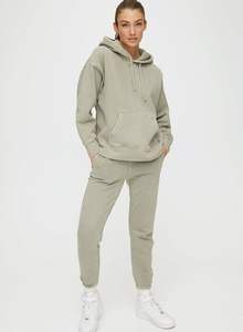 High Quality Winter Brand Design Unisex Men and Women Slim fitted Tracksuit Custom Sweatsuit Tracksuits - Product Image 4