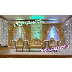 Scène de mariage de type arche dorée pour mariage sud-indien, panneaux de scène, thème de mariage occidental, conception de scène de réception, Australie - Product Image 1