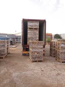 Bois de chauffage sur les boîtes à palettes de bois de chauffage Beech Ash Oak Ltd, Bulgarie - Product Image 2