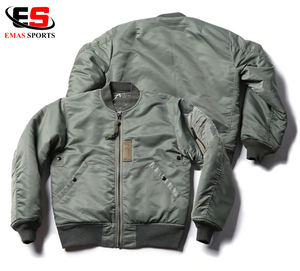 Chaqueta Deportiva Varsity Personalizada Nueva, Ajustada, para Hombre y Mujer, Resistente al Viento y Reversible, Ecológica, con Colores y Logotipo Personalizados - Product Image 4