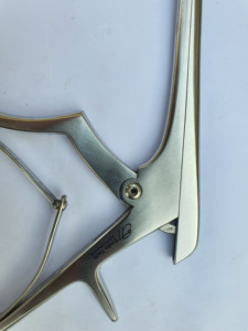 เครื่องเจาะกระดูก Kerrison Punch สแตนเลสคุณภาพพรีเมียม ขนาดปากจับ 1-6 มม. ได้รับการรับรองมาตรฐาน ISO 13485 - Product Image 3