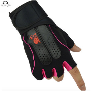 Guantes de entrenamiento unisex personalizados de medio dedo para gimnasio, guantes antideslizantes de palma para uso deportivo, guantes de levantamiento de pesas - Product Image 2