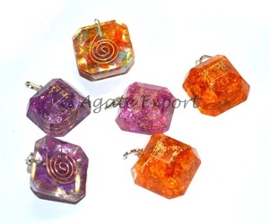 D'orgone Pendentifs: D'orgone Chakra Pendentifs À Vendre - Product Image 1