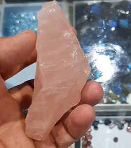 พลอยมูนสโตนสีรุ้งแบบคาโบชอง, ผู้จัดจำหน่ายอัญมณีสำหรับทำเครื่องประดับยอดนิยมจากอินเดีย - Product Image 3