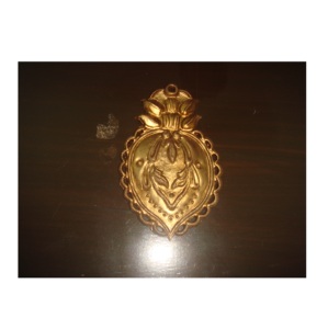 Cœur Sacré en Métal Suspendu Milagro - Product Image 1