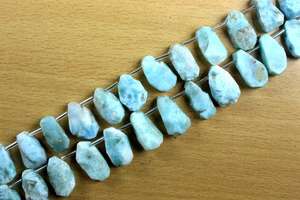 พลอยลาริมาร์ธรรมชาติ21ชิ้น,อัญมณีแบบตัดด้วยมือรูปทรงไม่สม่ำเสมอสำหรับผู้ค้าส่งที่ไม่ผ่านการบำบัด - Product Image 3