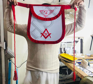 Tablier mascotte regsandales, accessoire sur mesure - Product Image 6