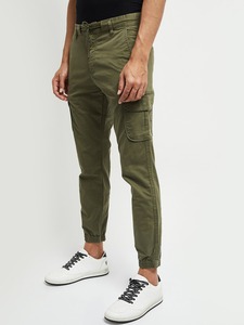 Pantalones cargo de algodón 100 con parte delantera plana y ajuste cónico de diseño propio para hombre a precio al por mayor - Product Image 2