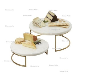 Soporte para pastel de mármol y metal hecho a mano con soporte de exhibición de repostería de forma redonda de la mejor calidad para uso doméstico - Product Image 1