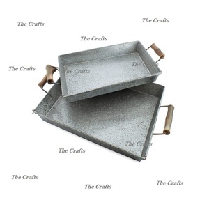 Plateau à dessert au chocolat de la meilleure conception pour les accessoires de cuisine, plateau de service alimentaire galvanisé avec poignées en bois - Product Image 2