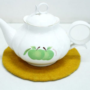 20cm Felt Plain <b>Trivet</b> - Eco-friendly Felt Mat - Plain Yellow <b>Trivet</b> - - Product Image 1