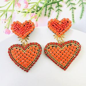pendientes de cuentas Creaciones hechas a mano - Product Image 1