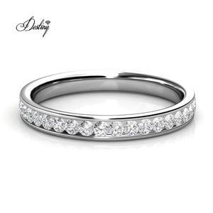 Anillo de eternidad adornado con cristales de <span class=keywords><strong>Swarovski</strong></span> S925 Daisini hipoalergénico clásico banda de boda joyería mujer anillo de moda - Product Image 4