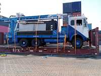 Foreuse hydraulique montée sur camion PRL PDTHR-150, profondeur de forage 150 m, diamètre de trou 150 mm, puissance 17 kW, poids 23 500 kg, forage haute sécurité