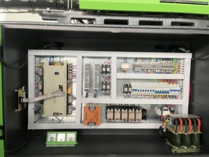 Trung Quốc Thủy Lực PVC UPVC Ống Lắp Làm 350 Tấn Nhựa Máy Phun Sử Dụng Sunbun Khuôn Mẫu Máy - Product Image 6