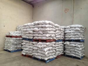 ถ่านเนื้อแข็งสีดำสำหรับเตาย่างบาร์บีคิวไร้ควันรสชาติไร้กลิ่นจากเวียดนาม - Product Image 5