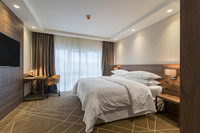 Ensemble de chambre d'hôtel commercial moderne Country Inn Suites, panneau en bois personnalisé, luxe 3-5 étoiles, tailles sur mesure, emballage en mousse