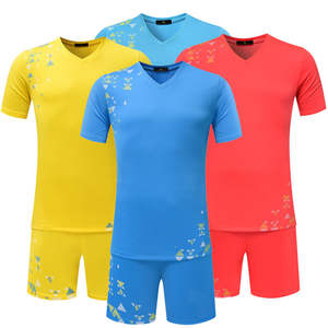 Canleo International Custom Sublimation Soccer Wear Set Equipo de entrenamiento Uniformes de fútbol con camisetas impresas de alta calidad - Product Image 3