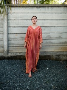 2023ชุดเดรสยาวผ้าเรยอนสำหรับผู้หญิงชุดเดรสยาวสไตล์โบฮีเมียนผ้าทอจากธรรมชาติคอวีแขนยาว - Product Image 5