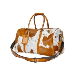 OWE Sac de voyage unisexe de luxe de qualité supérieure Doublure en cuir véritable et coton Exclusif Premium Classy Three Feathers - Product Image 1