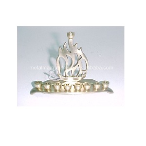 Candelabro Tradicional de Plata con Forma de Estrella para Menorá, Candelabro Religioso para Decoración del Hogar a un Precio Accesible - Product Image 3