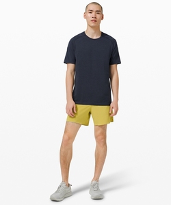 เสื้อยืดสีขาวผู้ชาย OEM ผ้าฝ้าย 100% คุณภาพชั้นหนึ่ง ออกแบบโลโก้ของคุณเองได้ พิมพ์ลายตามสั่ง - Product Image 2