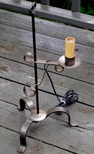 Lampe de table vintage en fer forgé, meilleure qualité, porte-bougie décoratif de luxe pour la maison, prix d'usine, bougeoir - Product Image 2