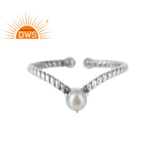 Fournisseurs de bagues en perles naturelles, bague de créateur en argent sterling 925 oxydé antique, collection classique de bijoux - Product Image 1