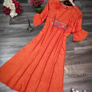 Kurtis-vestido de algodón para mujer, diseño anarkali, a la última moda, a bajo precio, con dupatta jackate, indio, venta al por mayor