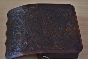 Luz Personalizada para Carteras de Cuero Genuino Talladas a Mano, Estilo Femenino, Resistente al Agua, Patrones Intrincadamente Tallados - Product Image 2