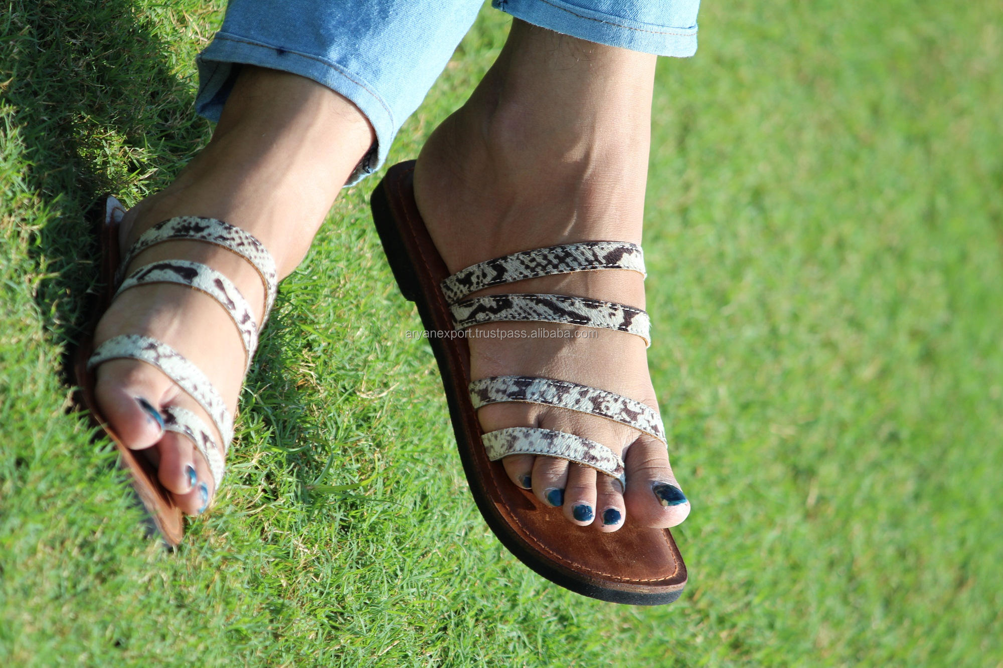 สีน้ำตาล