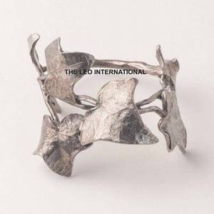 Anillo de Servilleta de Metal de Diseño para Mesa de Comedor, Porta Servilletas Decorativos Hechos a Mano de Primera Calidad para Fiestas y Celebraciones en el Hogar - Product Image 1