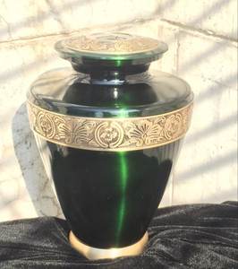 Urne de crémation en laiton plaqué étain et cuivre pour adultes pour une taille personnalisée et un prix bon marché - Product Image 5