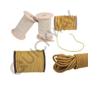 Cuerda de adorno de oro sólido personalizada de la mejor venta para accesorios de uniformes ceremoniales Cuerda de patrón plano con acabado de metal trenzado para uso en bolsas - Product Image 4