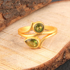 Anillo de cuarzo con peridoto facetado para mujer, joyería personalizada, sortija de Latón chapado en oro mate, ajustable, hecha a mano - Product Image 5