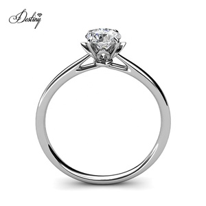 <span class=keywords><strong>Anello</strong></span> <span class=keywords><strong>solitario</strong></span> impreziosito da cristalli <span class=keywords><strong>Swarovski</strong></span> matrimonio <span class=keywords><strong>solitario</strong></span> semplice <span class=keywords><strong>anello</strong></span> fiore donna 925 argento dasini - Product Image 3