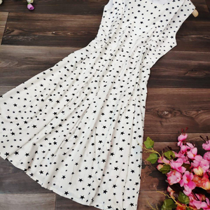 ชุดเดรสผ้าเรยอนสำหรับผู้หญิงผ้าคอตตอนดีไซน์สวย - Product Image 2