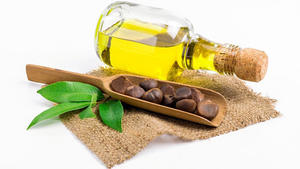 Aceite Portador de Semillas de Camelia Prensado en Frío 100% Puro con Aloe Vera, Jojoba, Oliva, Coco, Aguacate, Argán y Semilla Negra para el Cuidado del Cabello y la Piel - Product Image 2